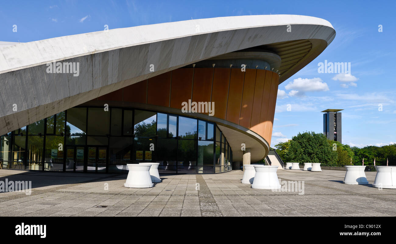 The Haus der Kulturen der Welt (House of World Cultures) in Berlin. Panoramic shot, Carillon in the background. Stock Photo