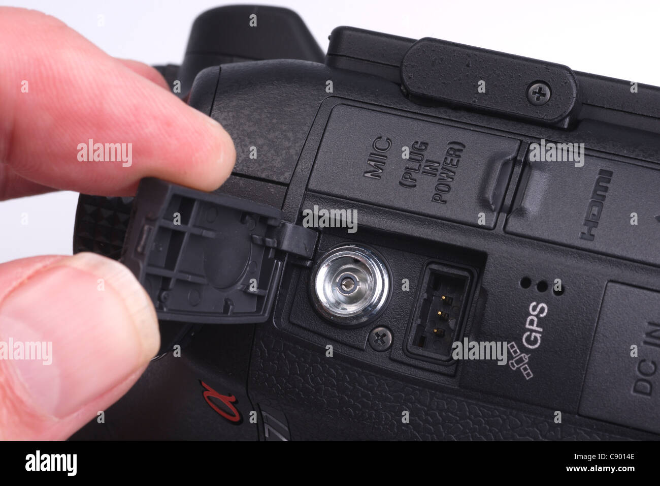 Sony Alpha 77 singlelens translucent pellicle mirror digital system