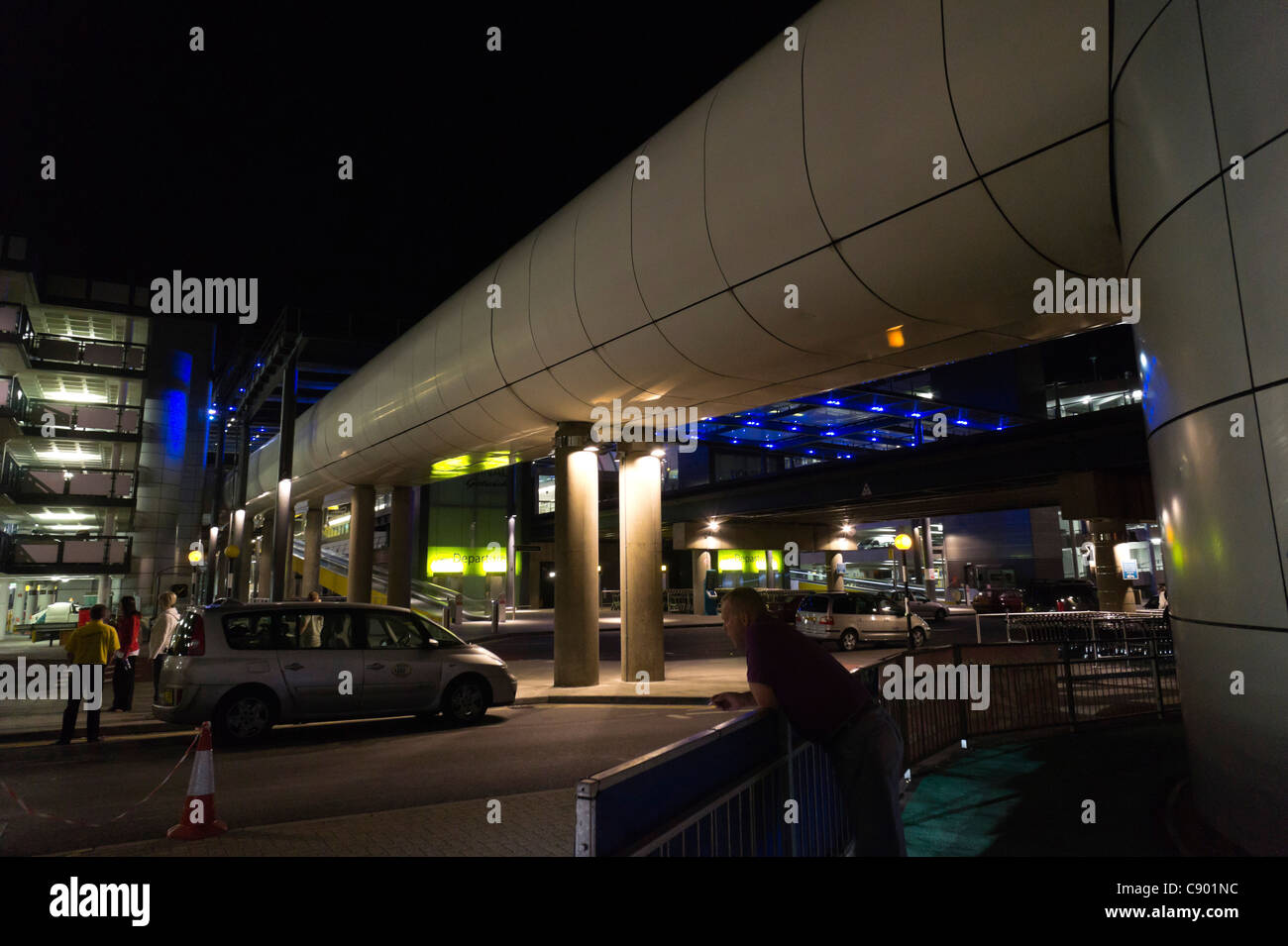 Gatwick Airport   the North terminal at night Stock Photo   Alamy