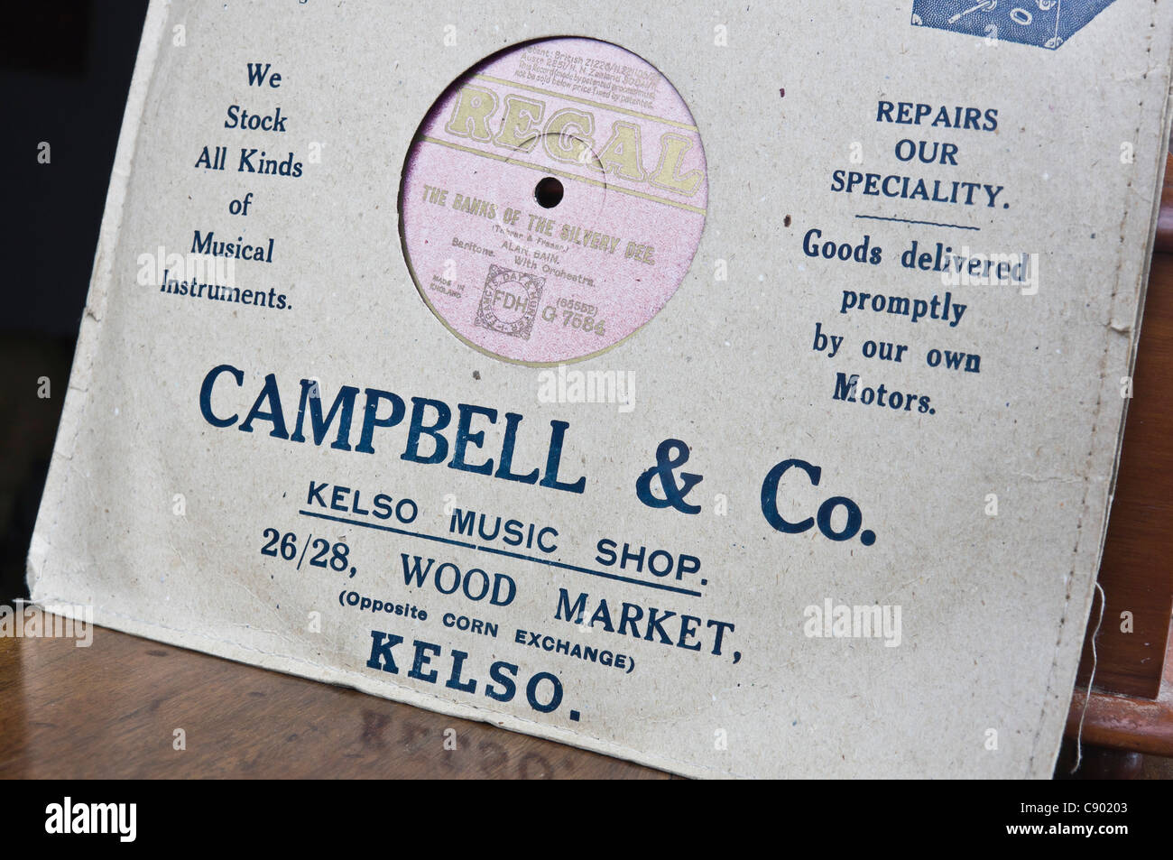 78rpm 'The Banks of the Silvery Dee' by Alan Bain, on the Regal label Stock Photo