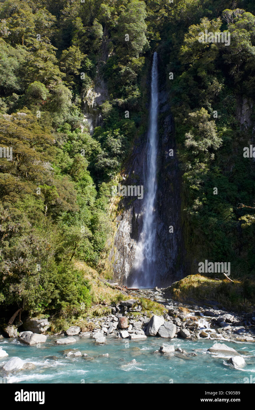 Thunder Creek Falls, Haast Pass, Mount Aspiring National Park, South Island, New Zealand Stock Photo