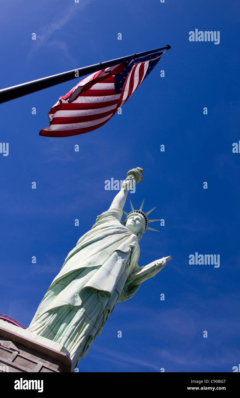 Statue of Liberty and the American flag in Las Vegas Stock Photo