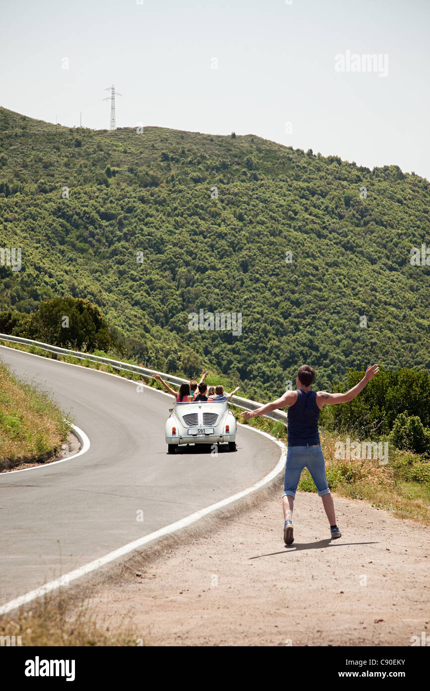 Car driving travelling past hires stock photography and images Alamy