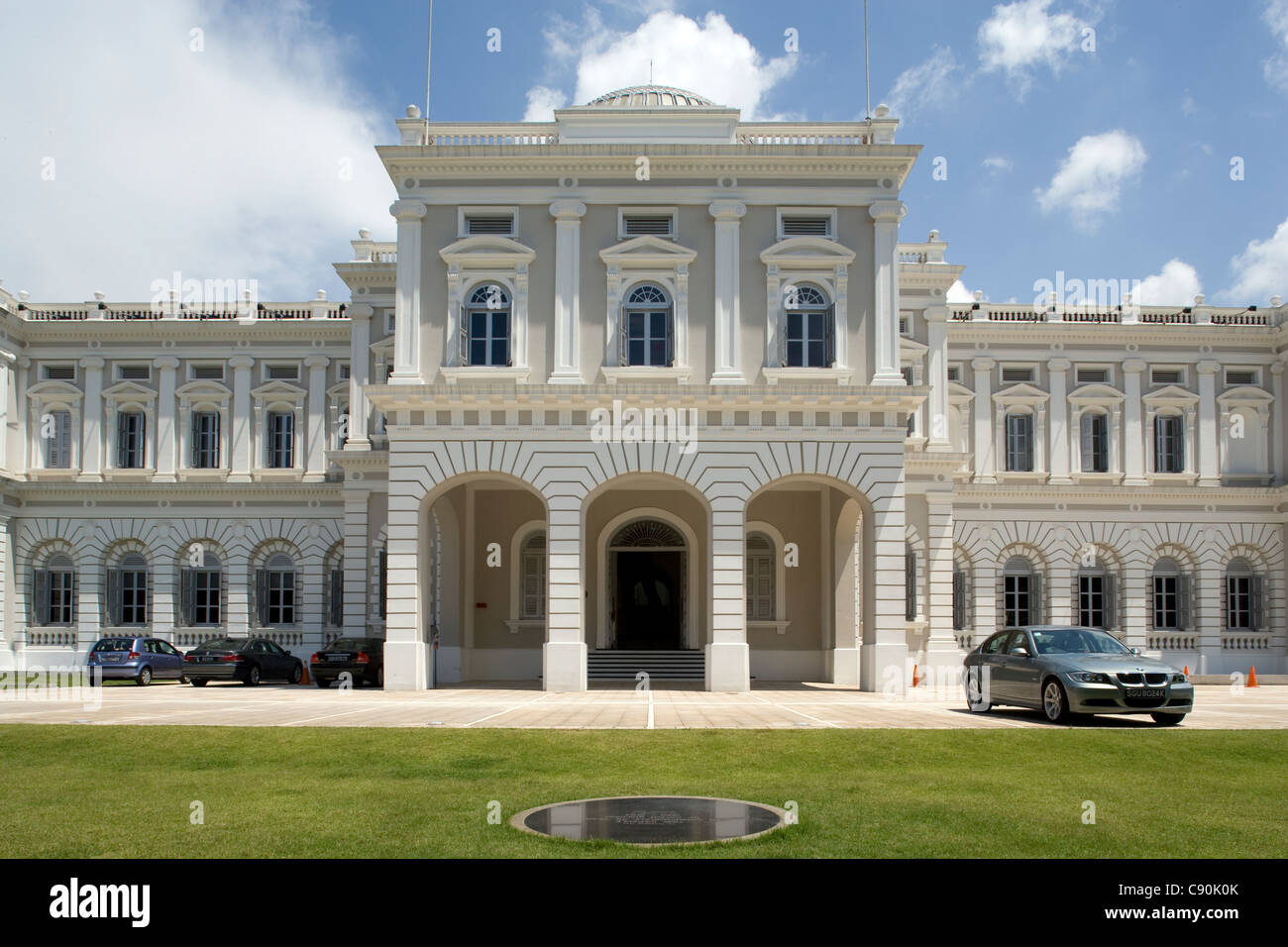 National Museum of Singapore: facade Stock Photo - Alamy, image size:1300x956