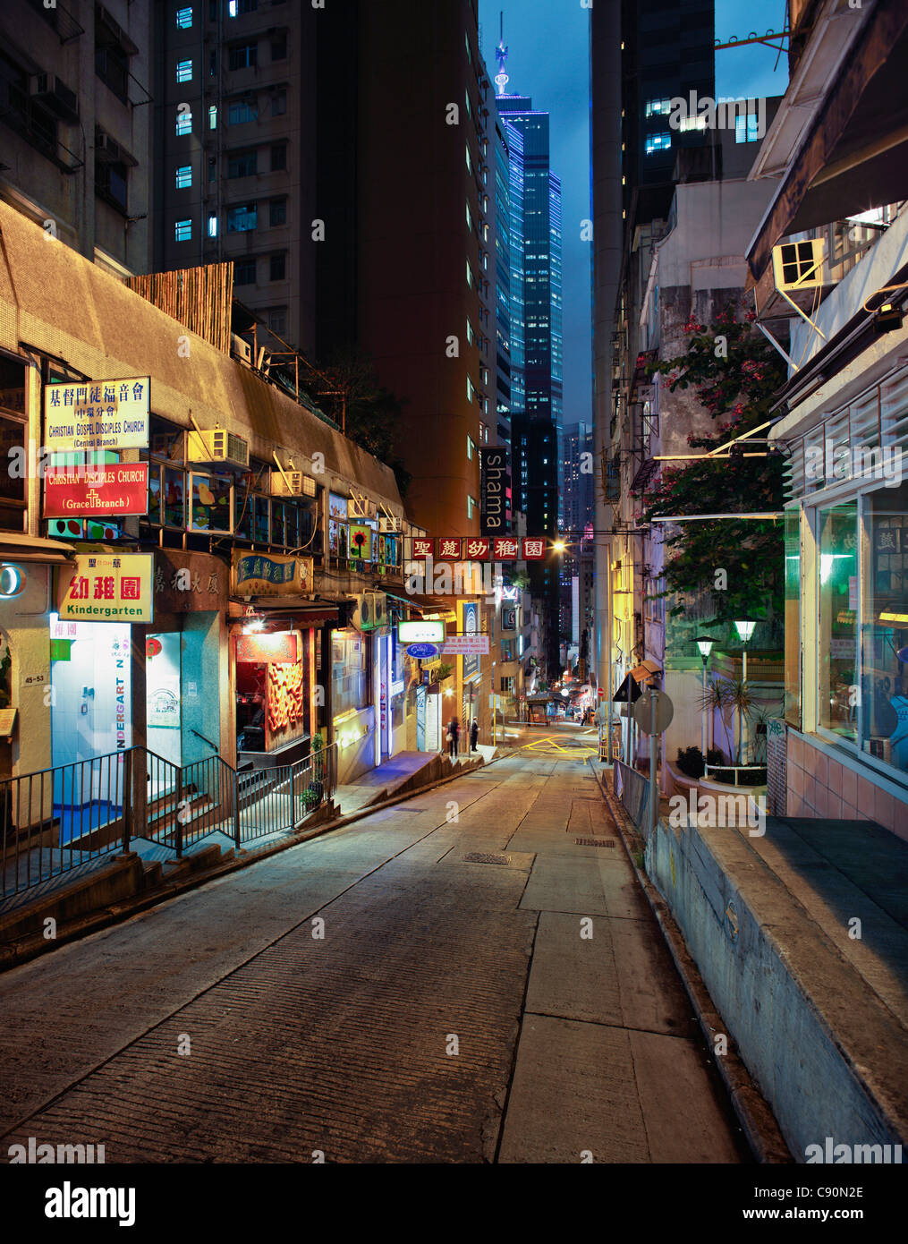 Graham Street, Tsung Wing Lane by night, Soho, Hong Kong, China Stock Photo