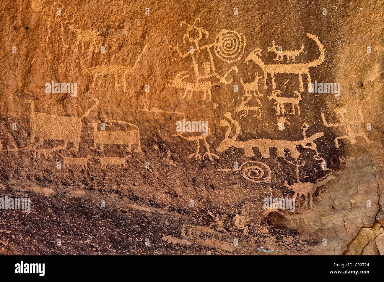 Chaco petroglyphs hi res stock photography and images Alamy