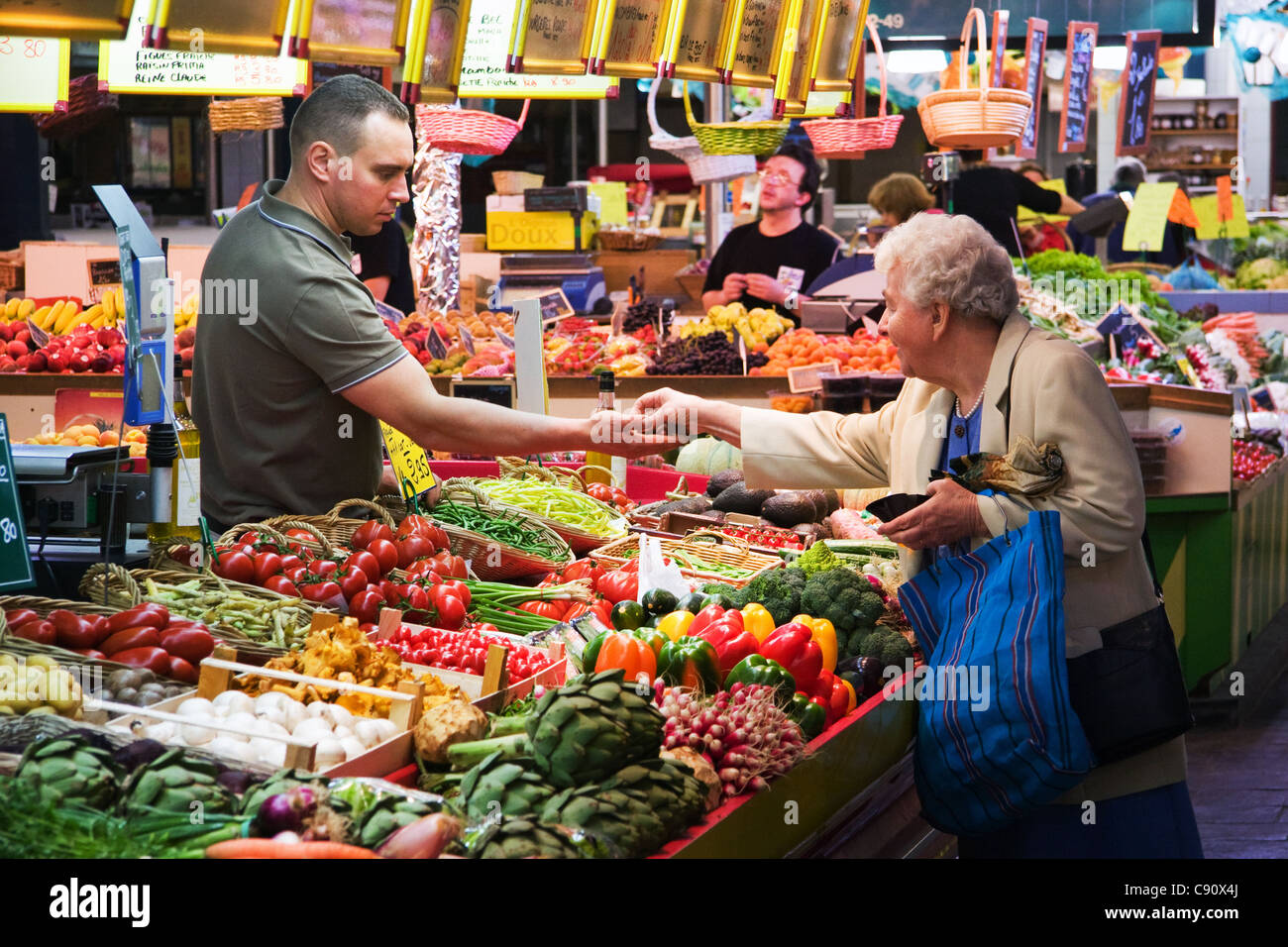 Le marché central des Halles Market Troyes France Stock Photo Alamy