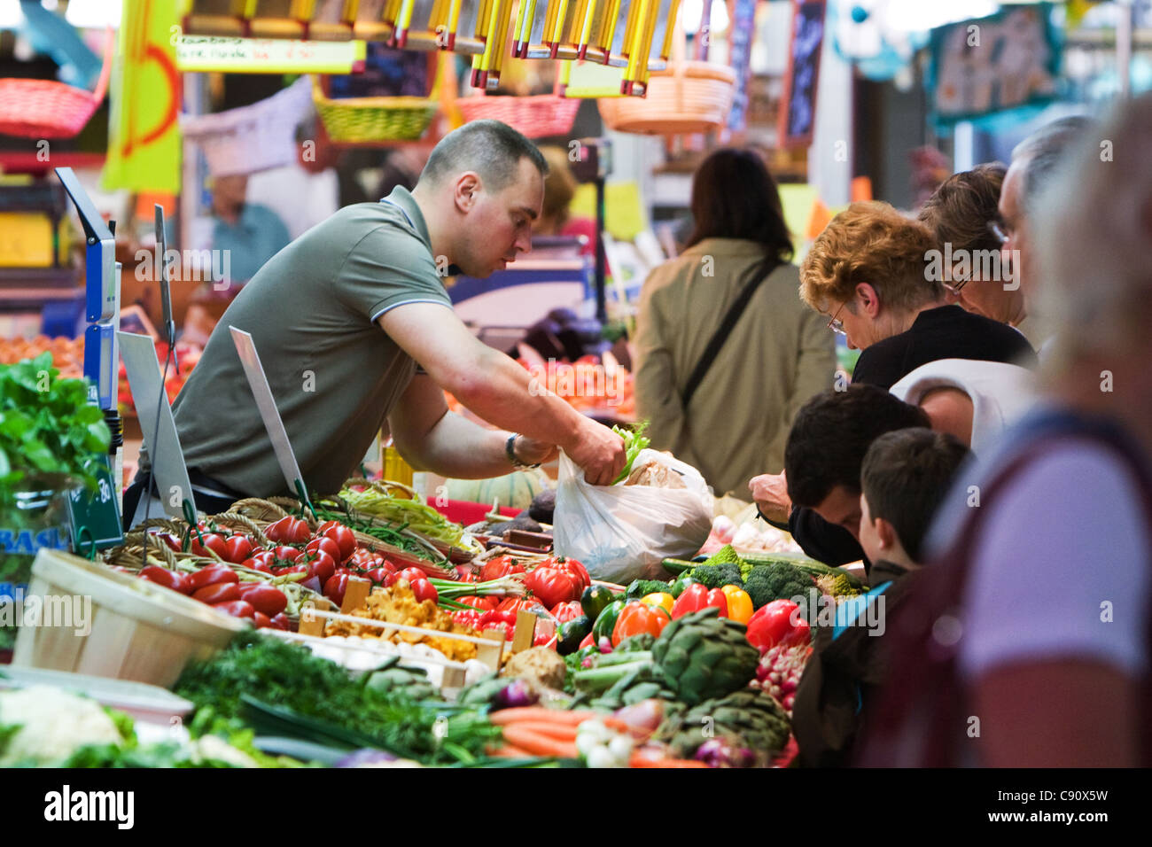 Le marché central des Halles Market Troyes France Stock Photo Alamy