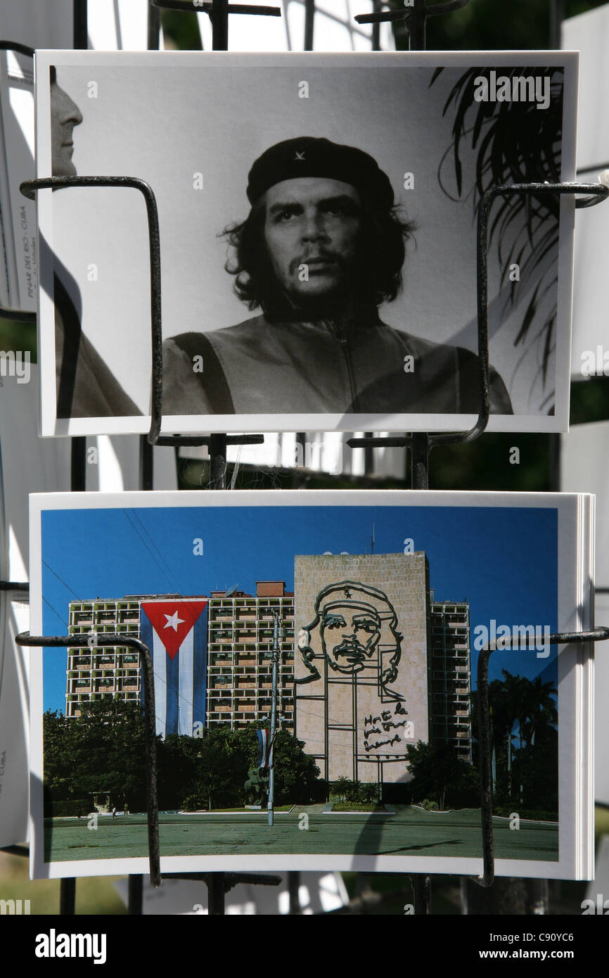 Postcard wit the famous photograph of Che Guevara by Alberto Korda in a souvenir shop in the Vinales Valley, Cuba. Stock Photo