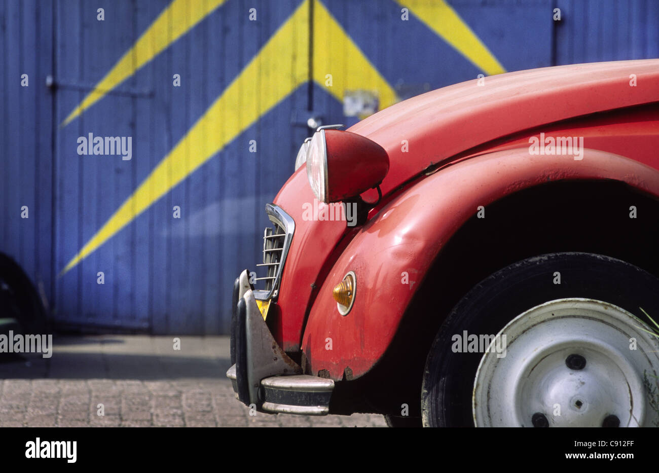 Old Citroën 2CV at used car dealership. Amsterdam, Holland Stock Photo