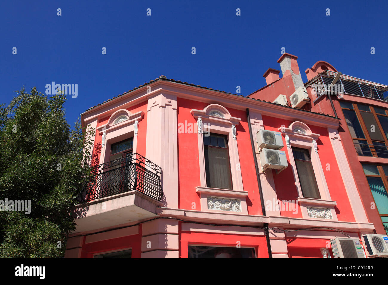 There are historic buildings in Vidin, and the facades are often