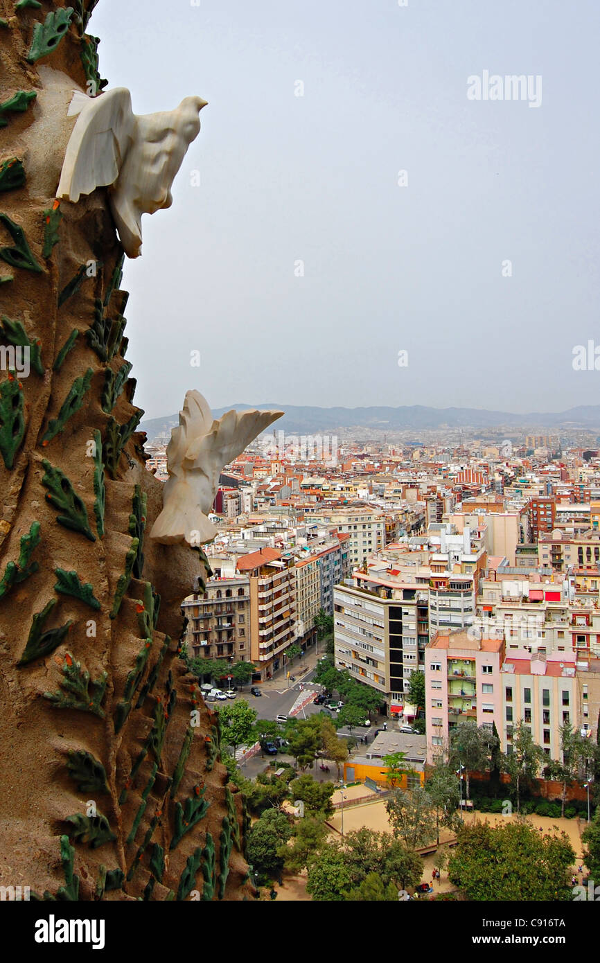 Sagrada Familia Spire Views, Barcelona, Spain Stock Photo - Alamy