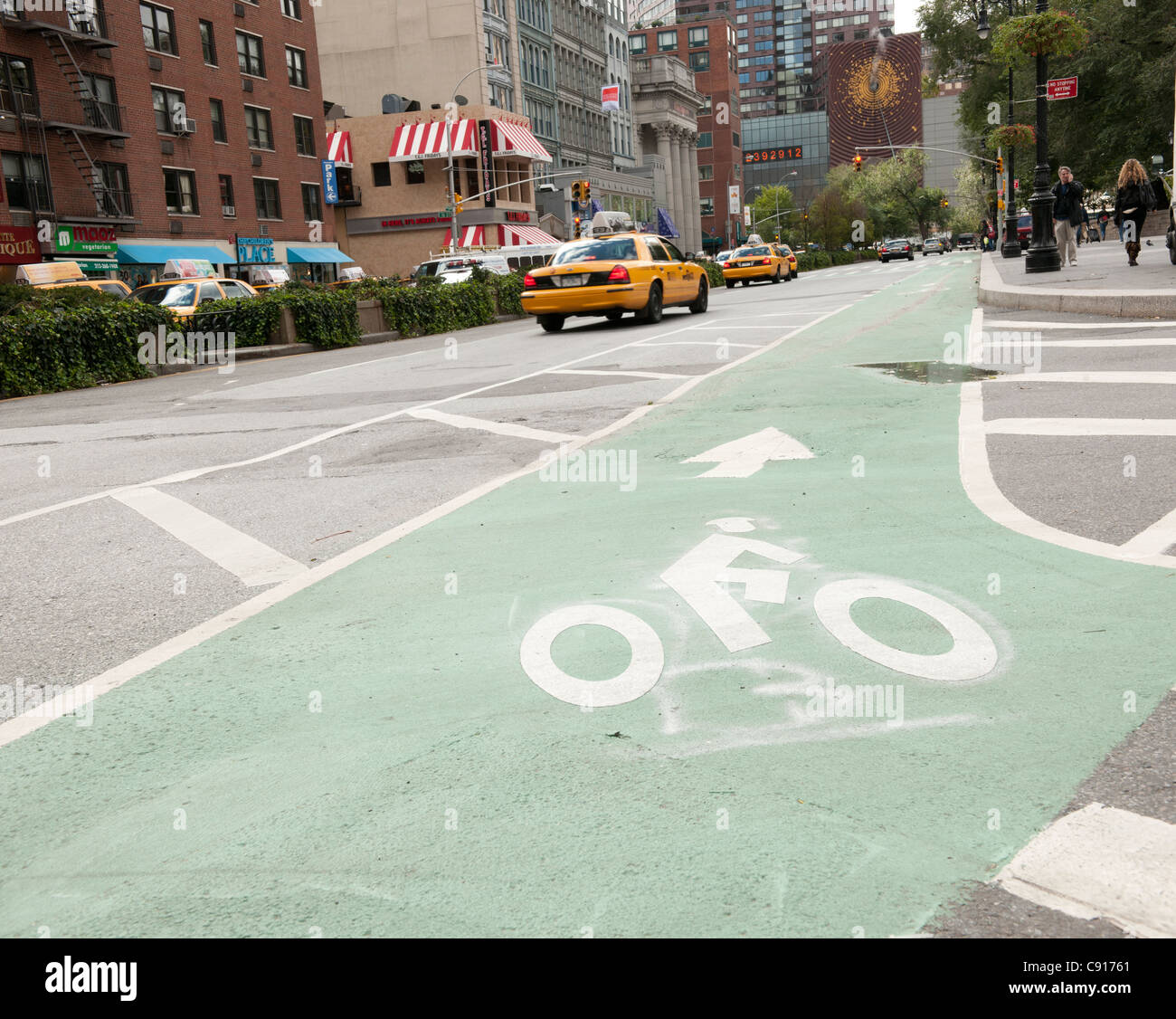 New York has an intricate network of cycle paths designed to promote cycling as a way of reducing city congestion and promote a Stock Photo