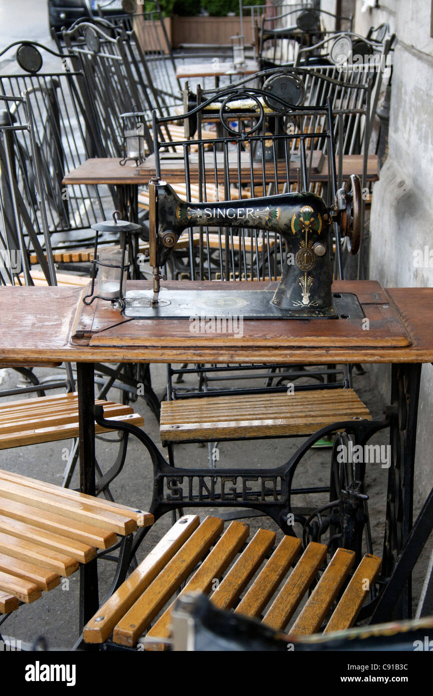 Singer sewing machine 2024 chairs for sale