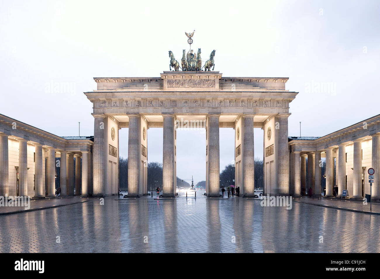 Berlin's landmark Brandenburg Gate, Pariser Platz, Berlin, Germany, Europe Stock Photo