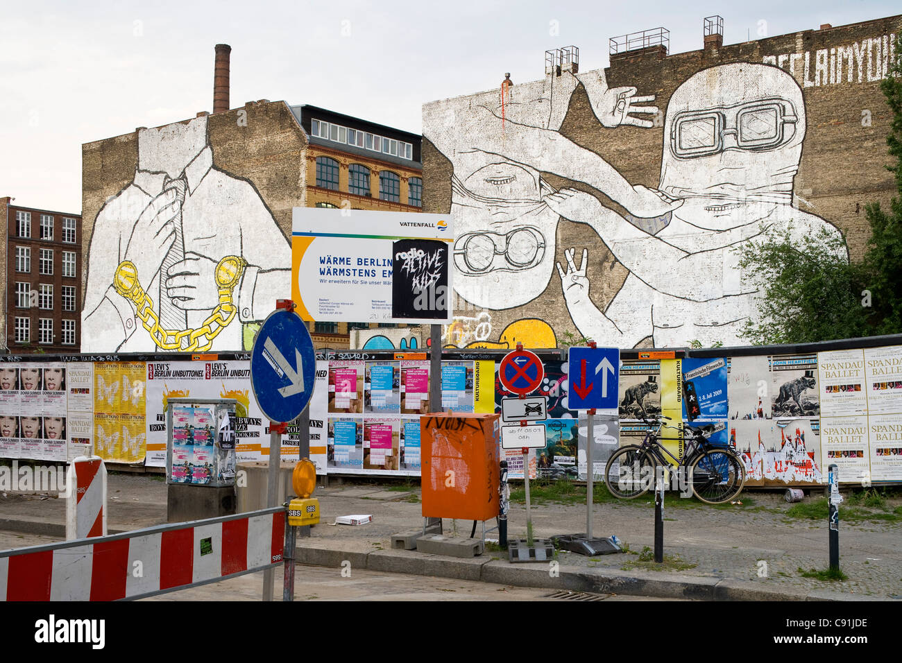 Streetart animations from the artist Blu in Cuvry Strasse, Berlin-Kreuzberg, Berlin, Germany, Europe Stock Photo