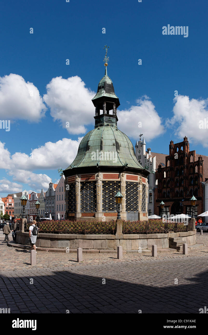 Water Art, Market, hanseatic cown Wismar, Mecklenburg-Western Pomerania, Germany Stock Photo