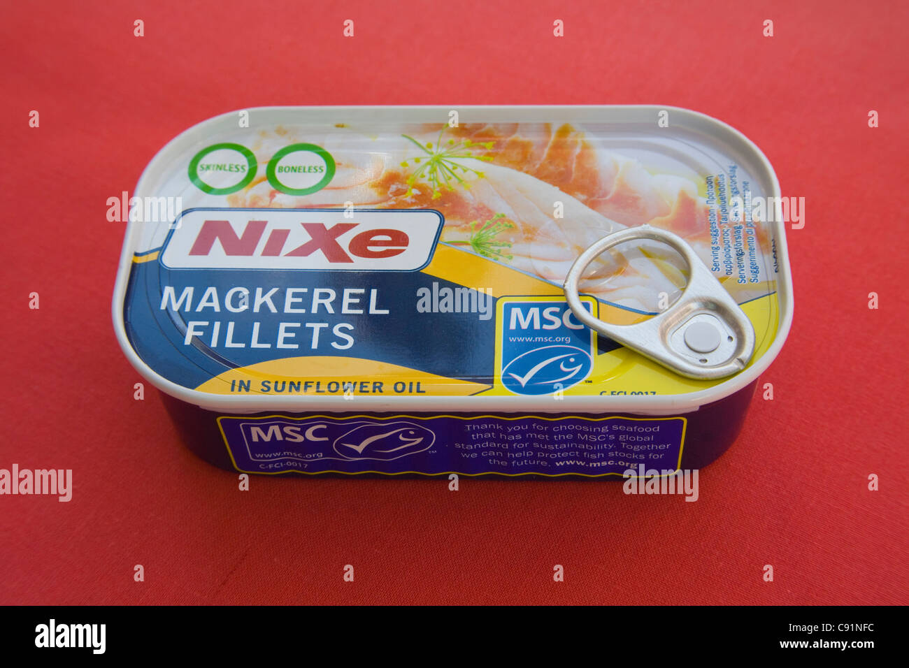 Tin of skinless and boneless mackerel fillets in sunflower oil caught