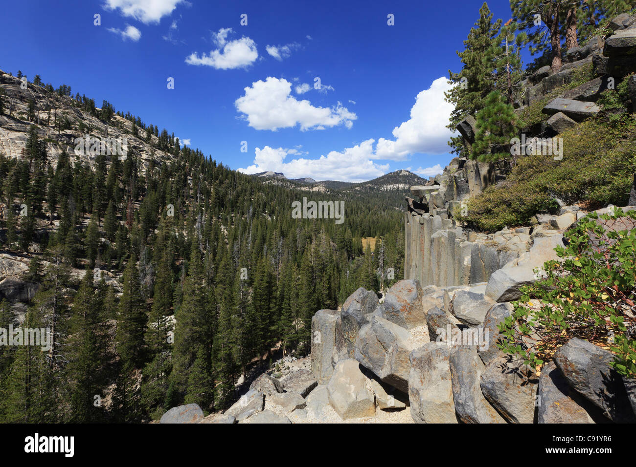 California Devils Rocks California sierra nevada mountains devils hi-res stock photography and ...