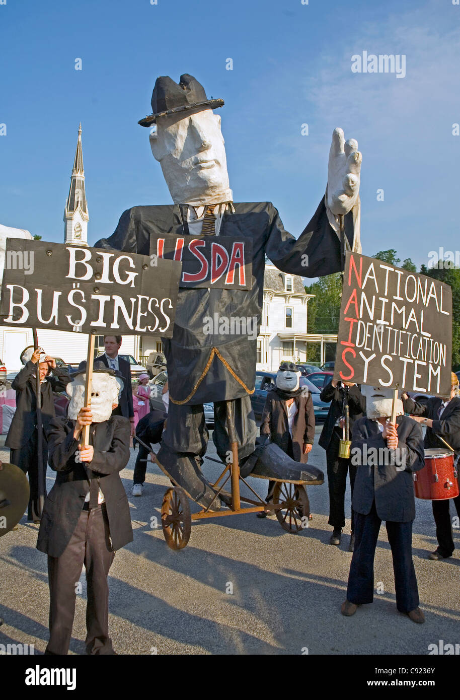 Bread & Puppet theater in Montpelier VT parade Stock Photo Alamy