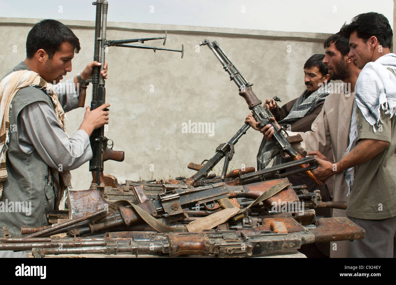 Militia weapons Militia weapons