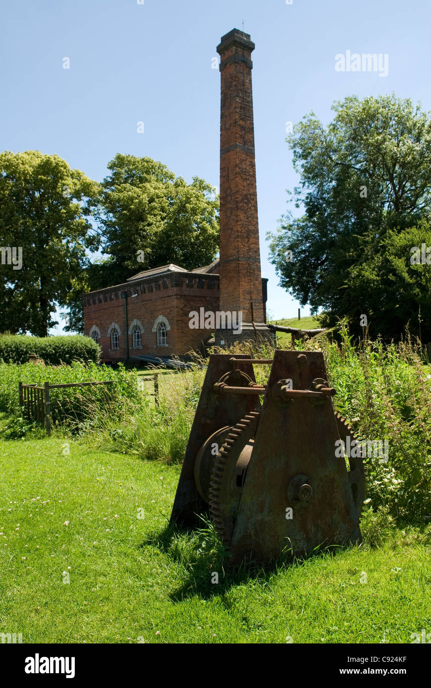 Canal head garden machinery clearance