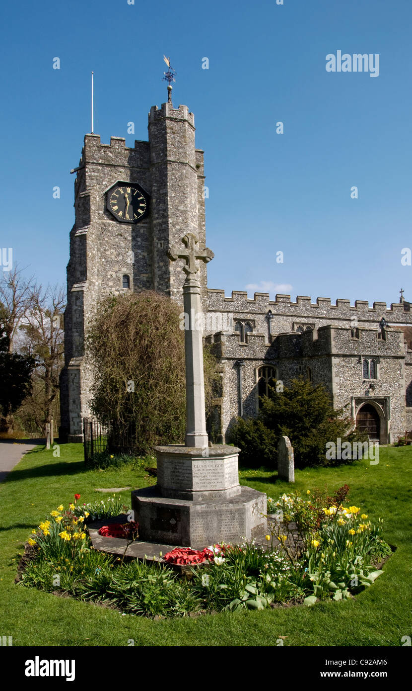 The village of Chiddingstone has a large parish church of St Mary's with a square tower dating from the 14th century. Stock Photo