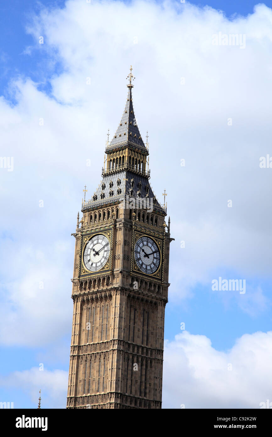The Houses of Parliament is a historic centre of power and government on the bank of the River Thames. Big Ben is the national Stock Photo