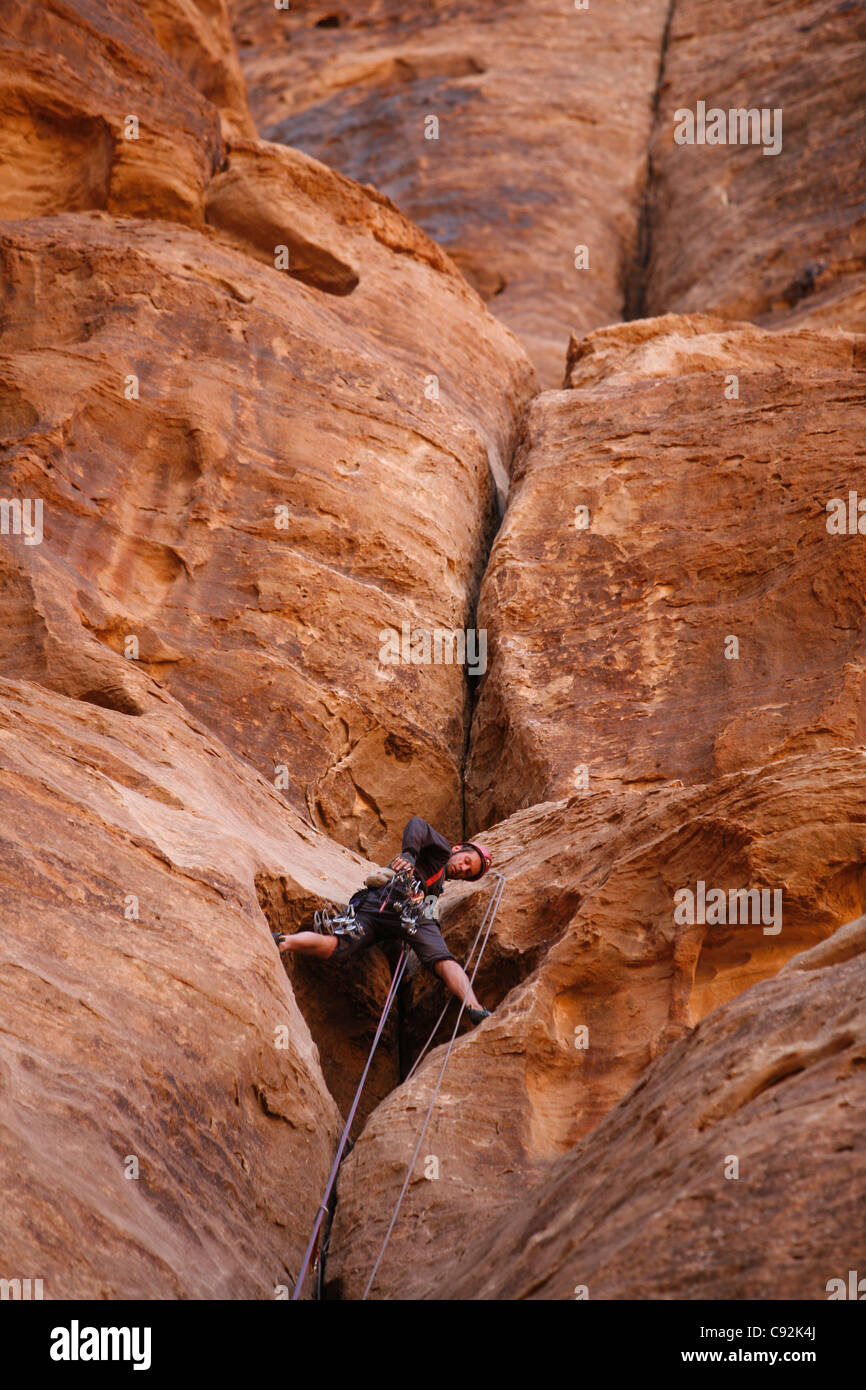 Rock climbing in Barrah canyon, Wadi Rum, Jordan Stock Photo Alamy