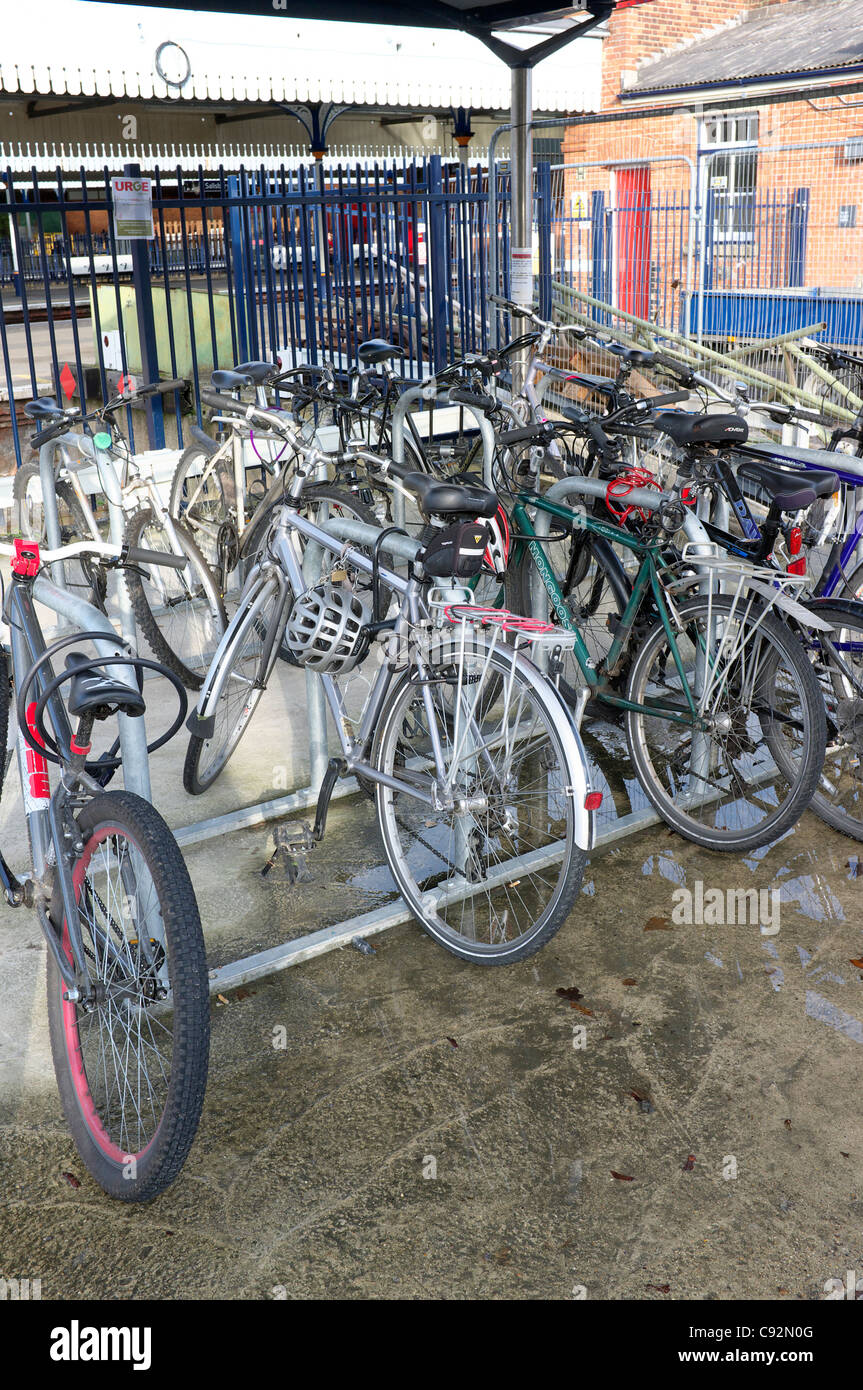 Bicycle parking area at Salisbury railway station Stock Photo Alamy