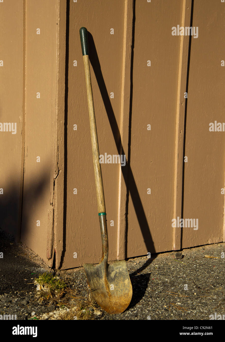 Building shovel hi-res stock photography and images - Alamy