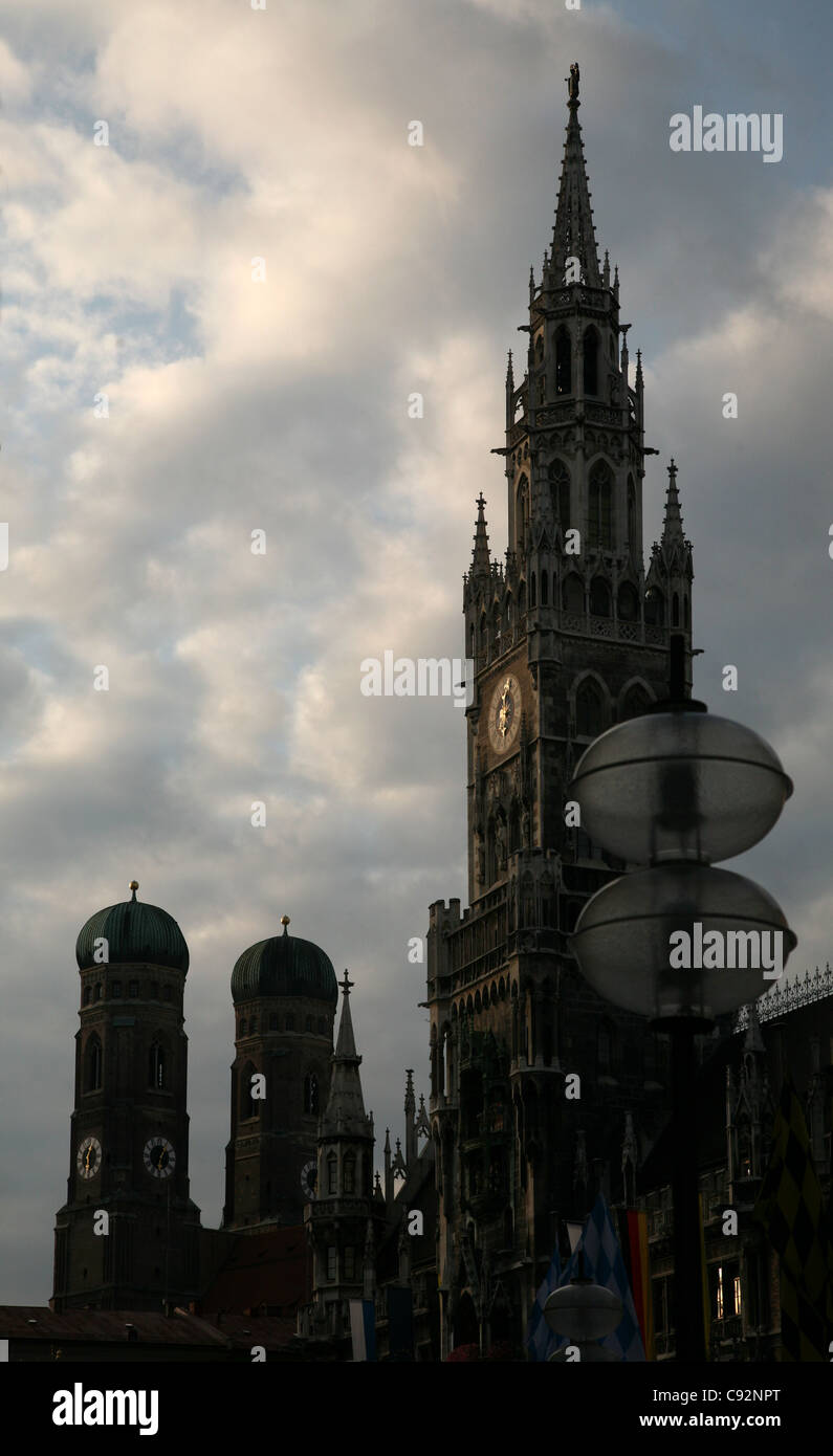 Frauenkirche Cathedral and the Neues Rathaus (New Town Hall) at Marienplatz Square in Munich, Germany. Stock Photo