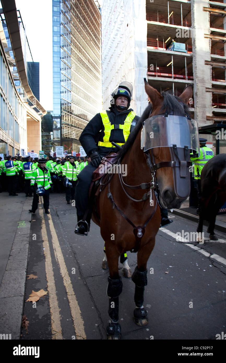 Police horses in riot gear hires stock photography and images Alamy