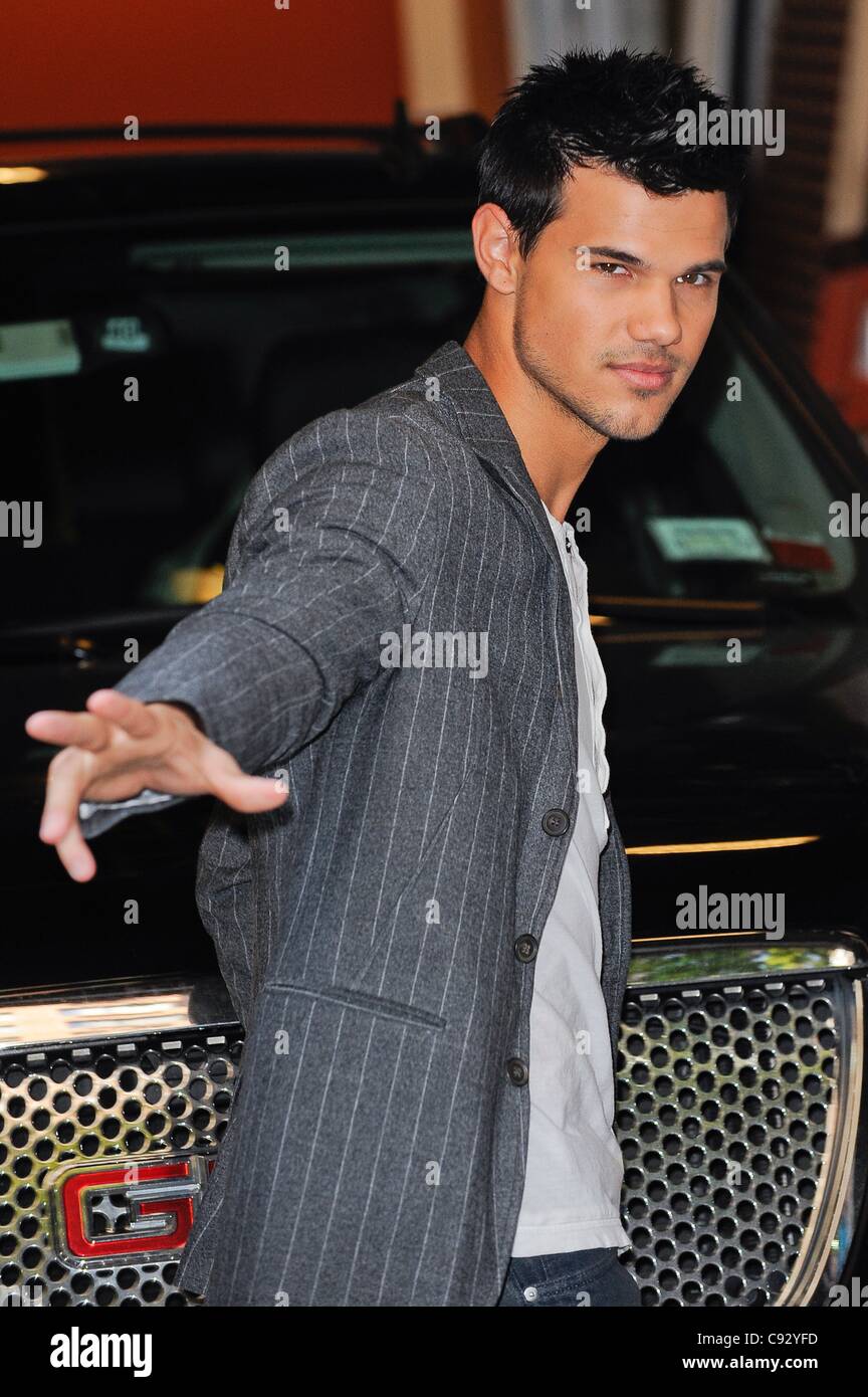 Taylor Lautner Leaves The Live With Regis And Kelly Taping At