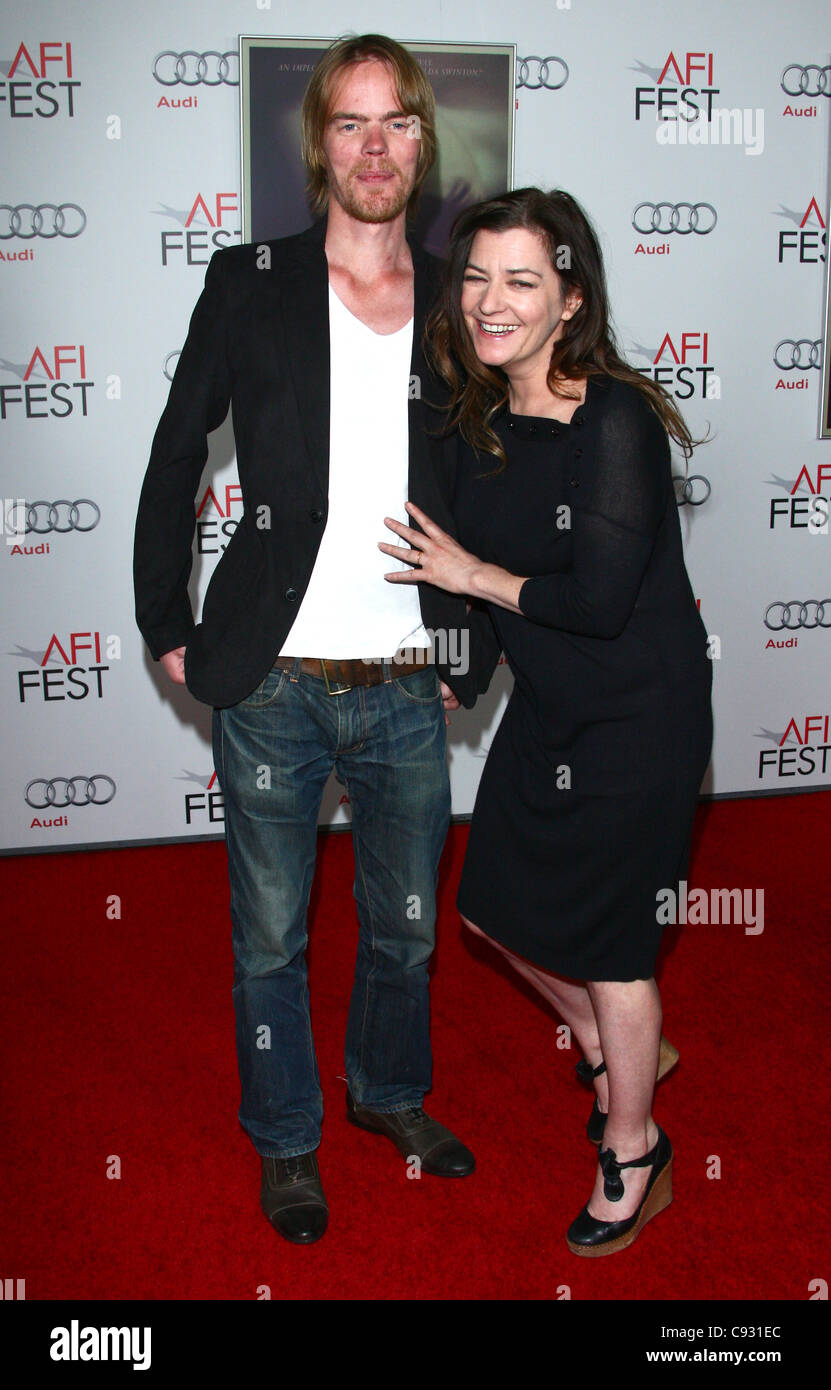 LYNNE RAMSAY & RORY KINNEAR WE NEED TO TALK ABOUT KEVIN. SPECIAL SCREENING AT THE AFI FEST 2011 HOLLYWOOD LOS ANGELES CALIFORN Stock Photo