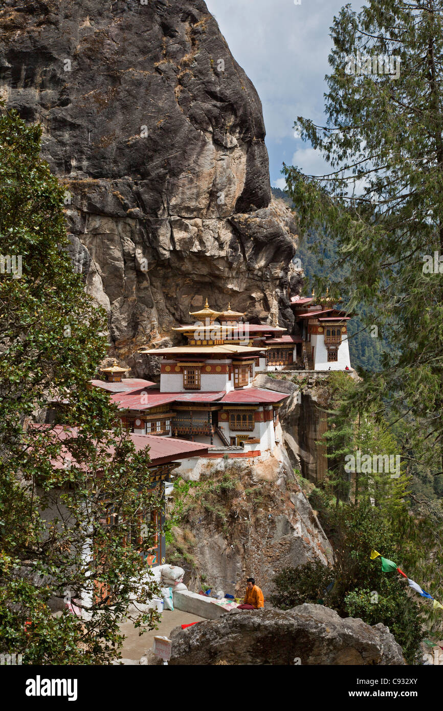 Taktshang Goemba, Tigers Nest, is Bhutans most famous monastery. Stock Photo