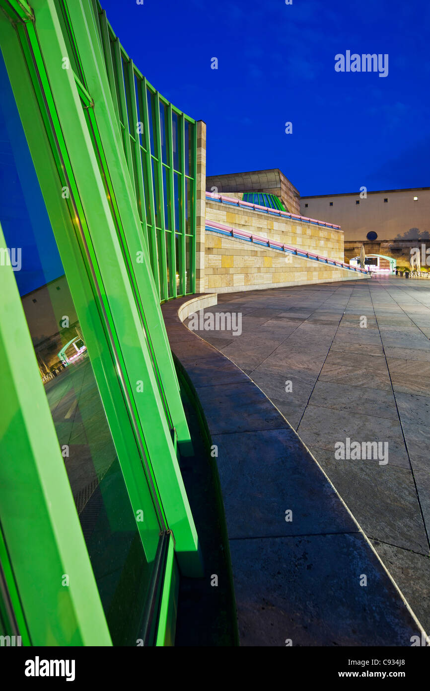 The main facade of the Neue Staatsgalerie art gallery in Stuttgart, Stuttgart-Mitte, Baden Wurttemburg, Germany Stock Photo