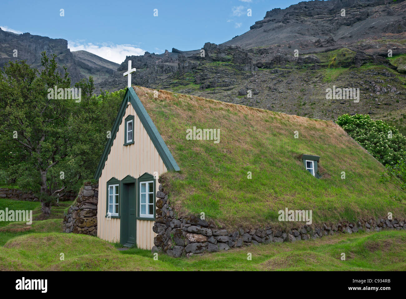 Peat turf hi-res stock photography and images - Alamy