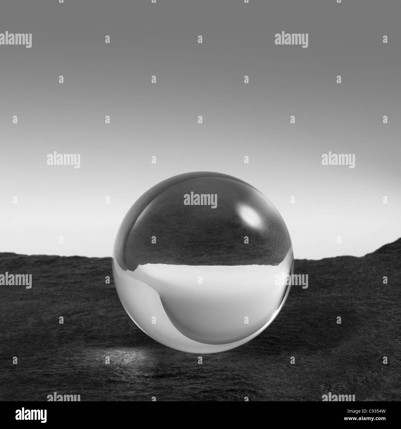 Crystal ball hires stock photography and images Alamy