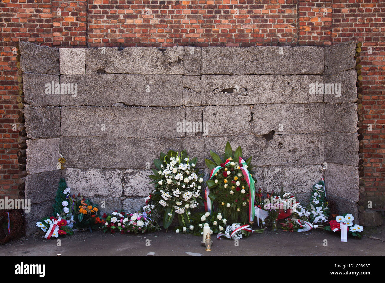 Poland,Oswiecim, Auschwitz I concentration camp. The Death Wall is located in between Blocks 10 and 11. Stock Photo