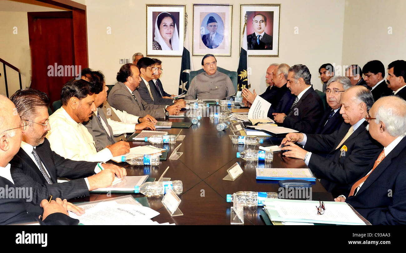 Asif Rabi Facilitation of rabi crop hi-res stock photography and images - Alamy