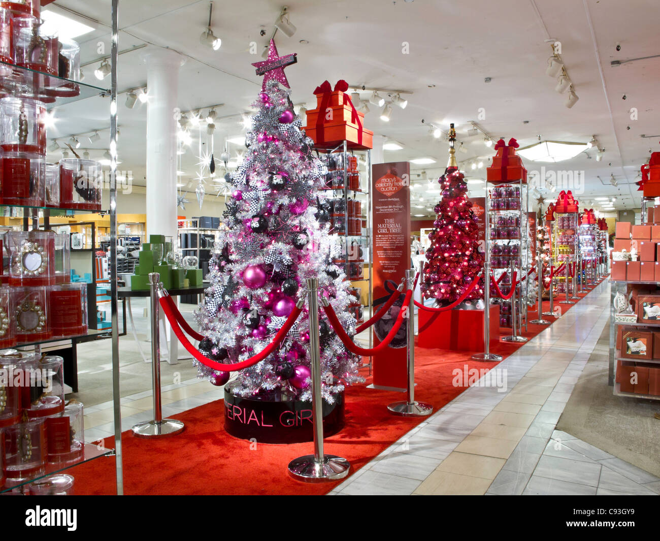 Macy's Department Store, Christmas Displays, NYC Stock Photo Alamy