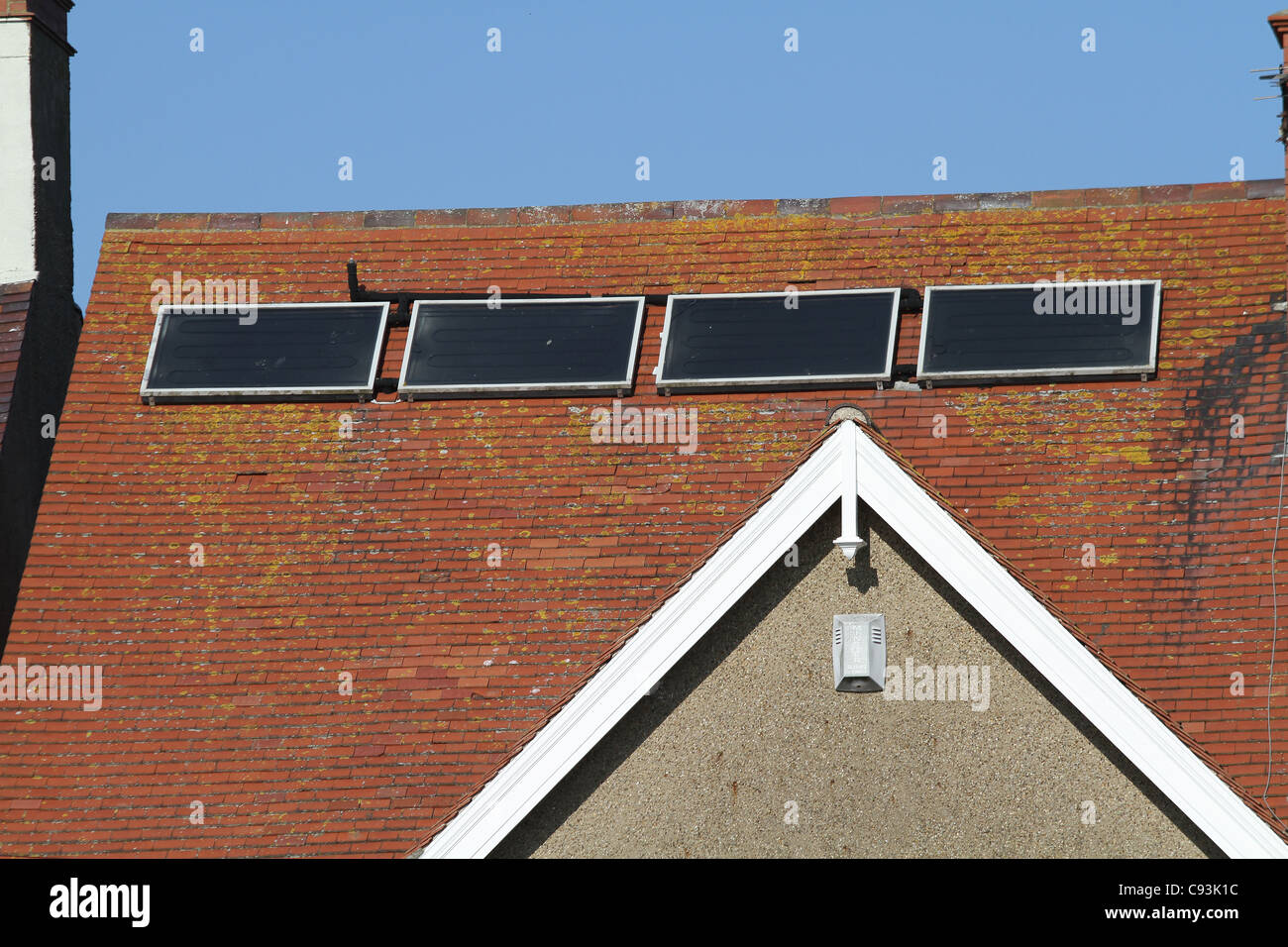 House roof hi-res stock photography and images - Alamy