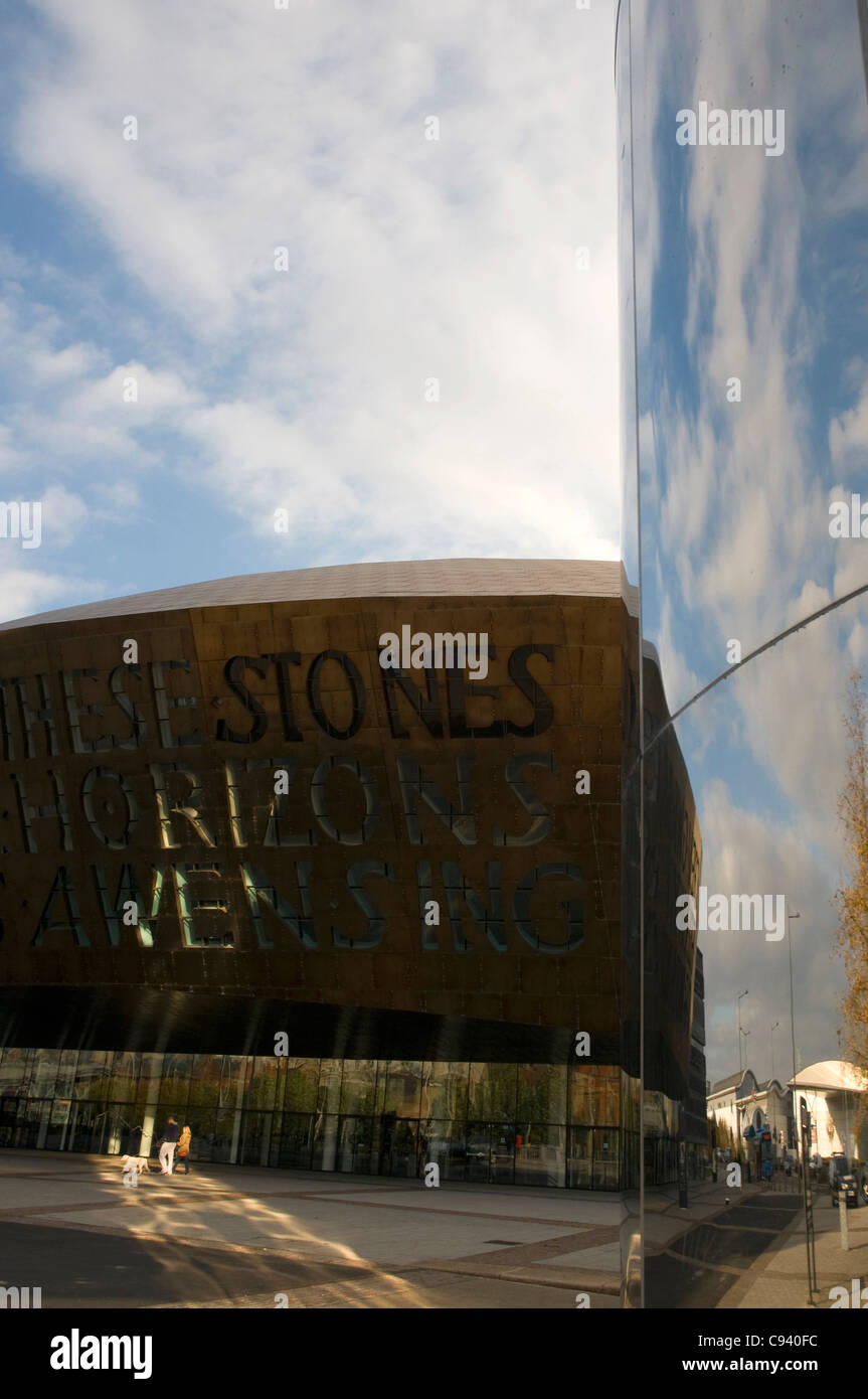 The Wales Millennium centre, Canolfan Mileniwm Cymru in Cardiff with reflections Stock Photo