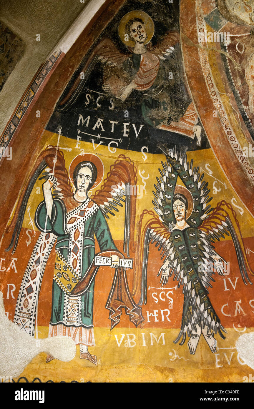 Angels painting from Spanish church, MNAC (National Museum of Art of