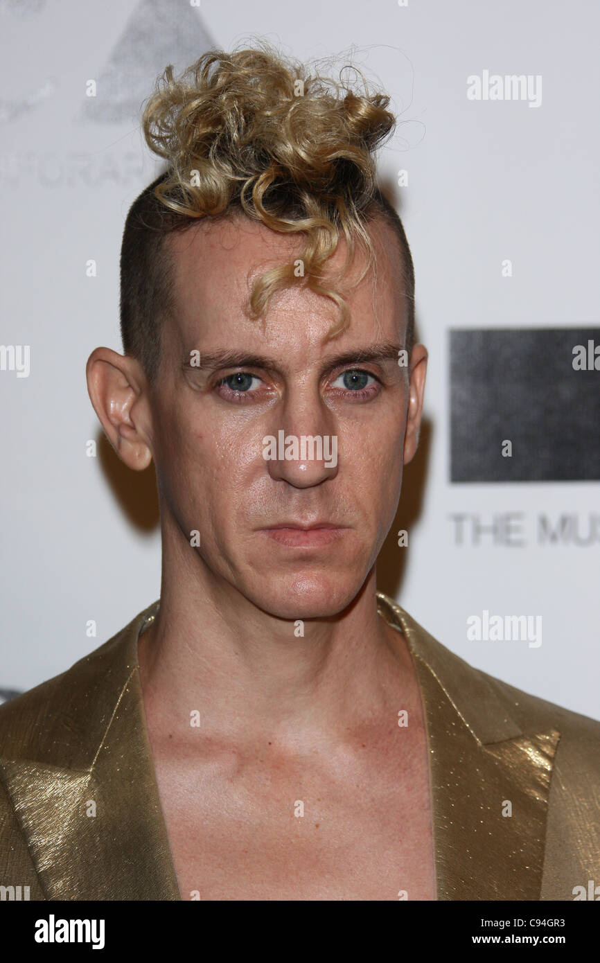 JEREMY SCOTT 2011 MOCA GALA DOWNTOWN LOS ANGELES CALIFORNIA USA 12 November 2011 Stock Photo