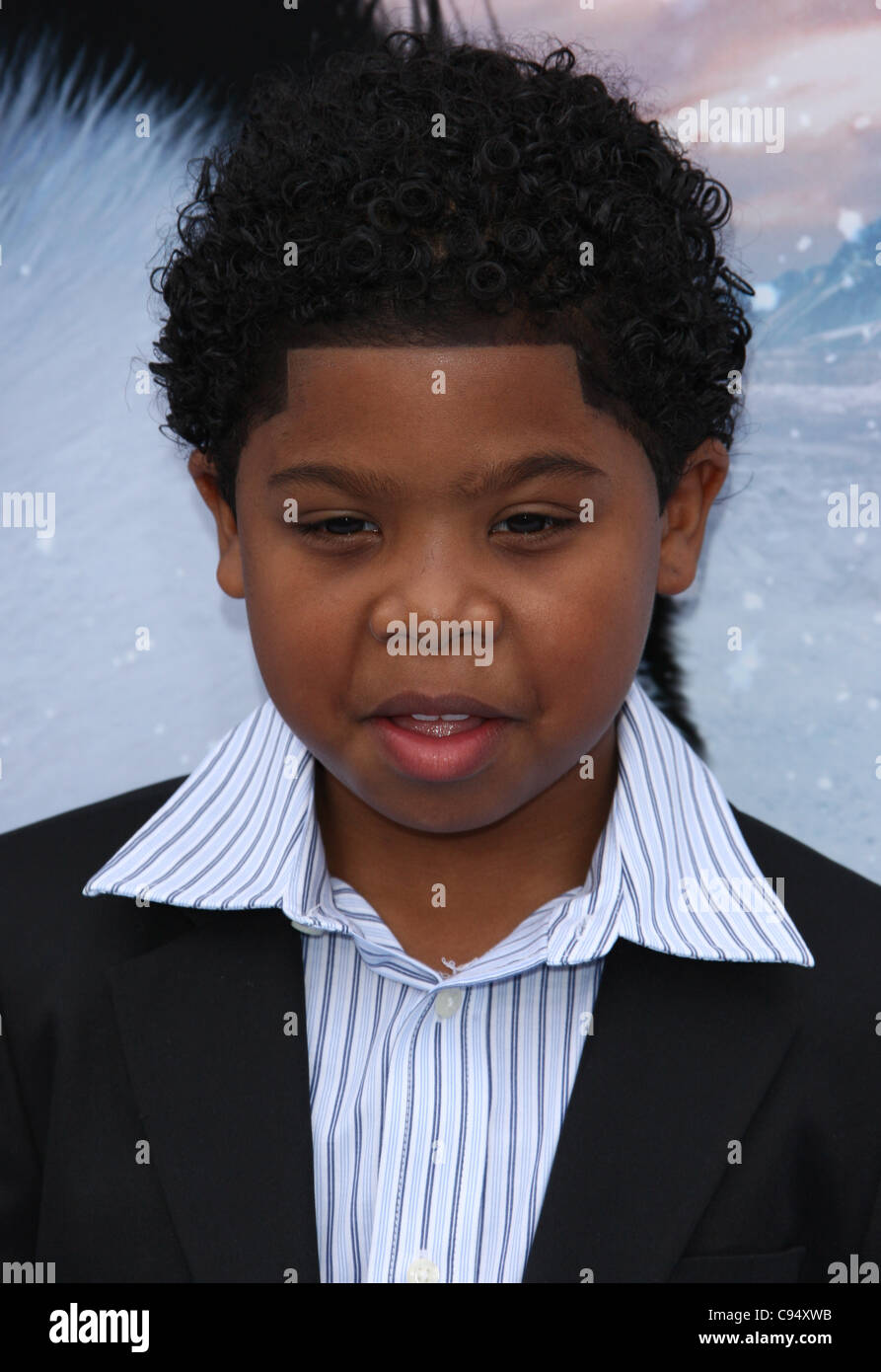 LIL P-NUT AKA BENJAMIN FLORES JR. HAPPY FEET TWO. WORLD PREMIERE HOLLYWOOD LOS ANGELES CALIFORNIA USA 13 November 2011 Stock Photo