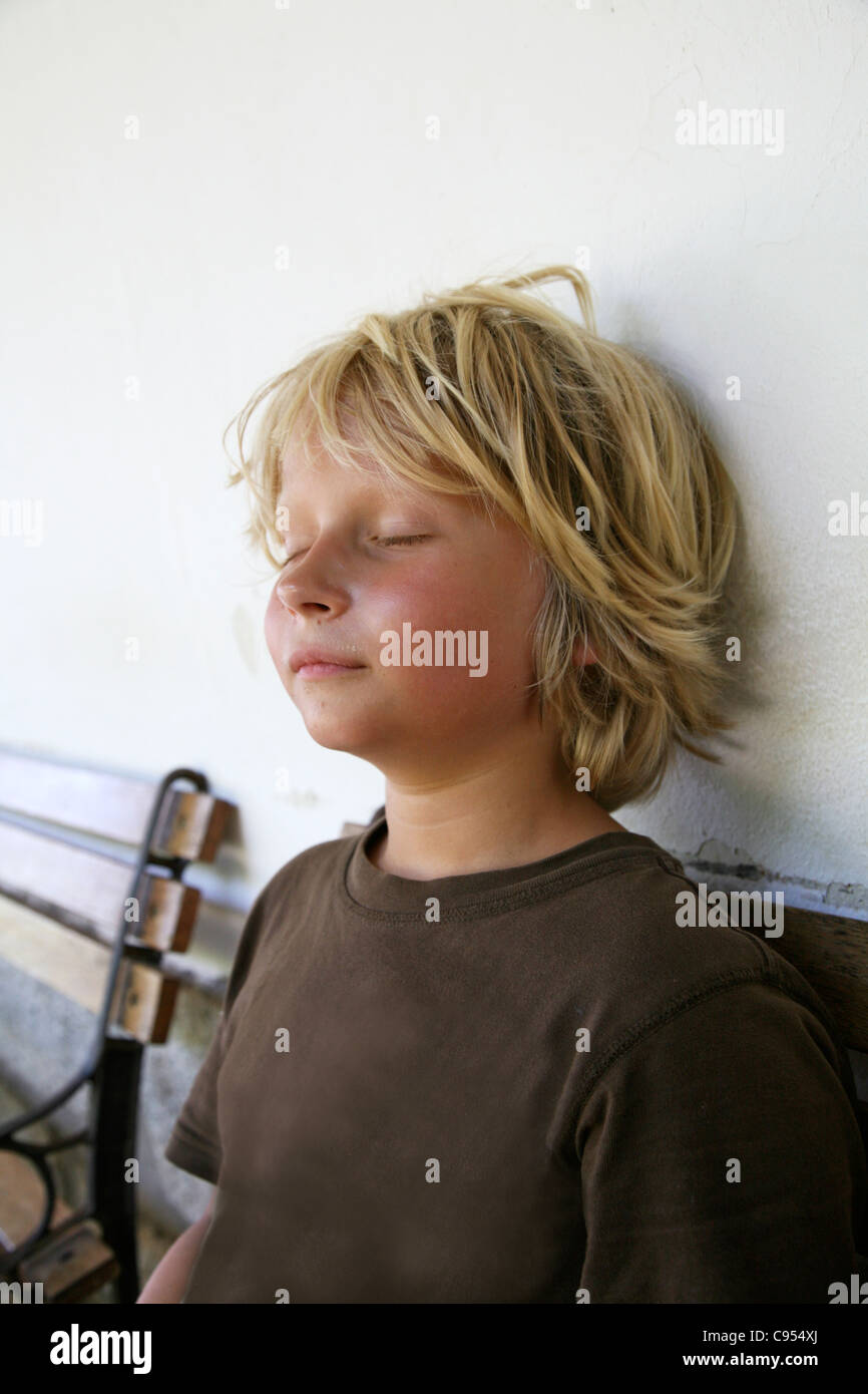 Sweating child hires stock photography and images Alamy