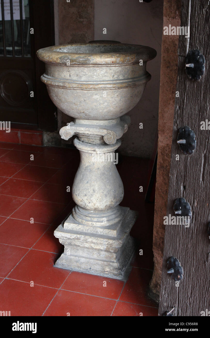 Baptismal font catholic church hi-res stock photography and images - Alamy