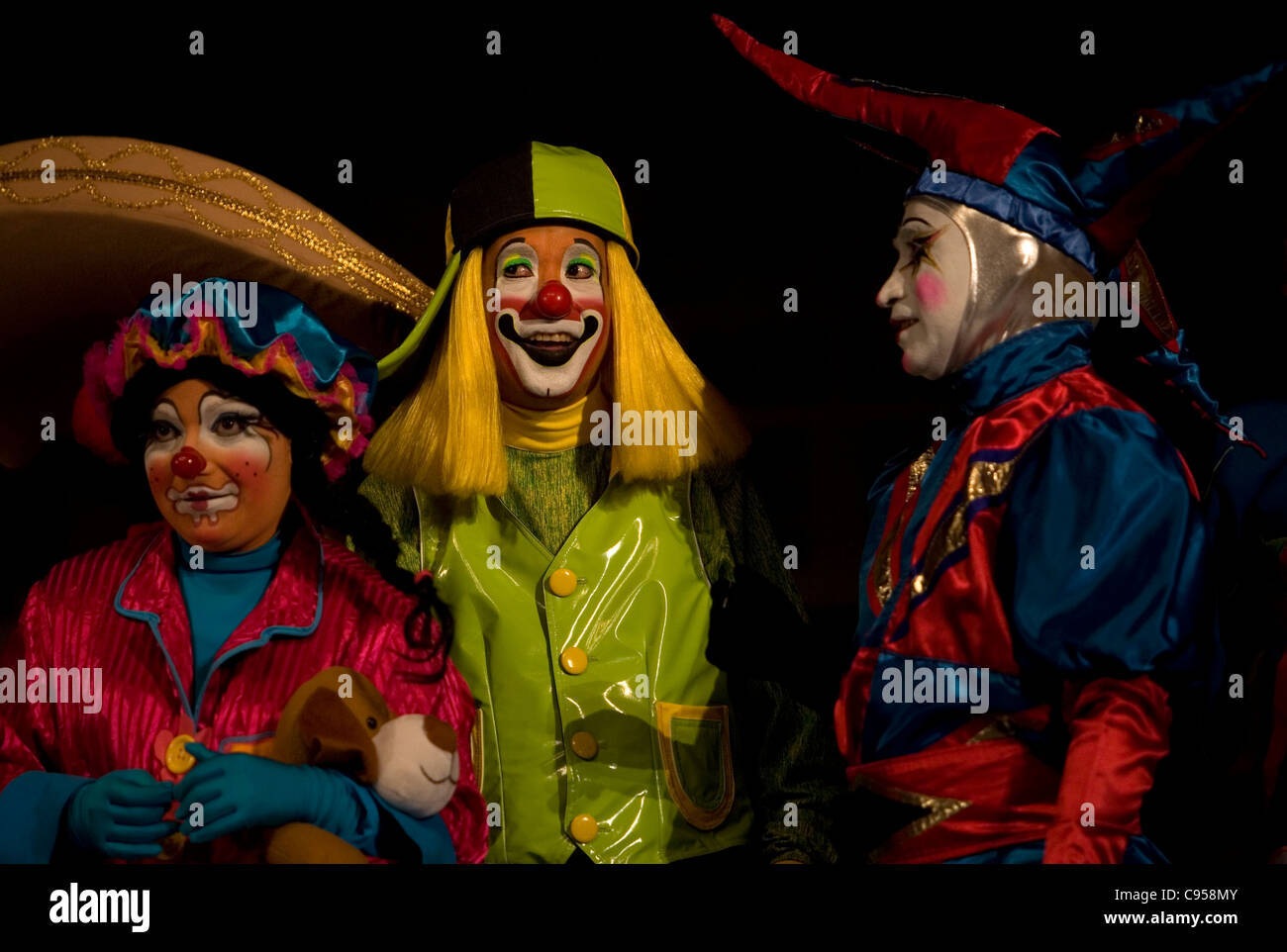 Circus clowns hi-res stock photography and images - Alamy